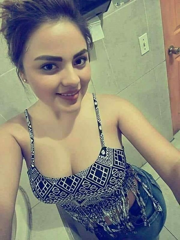 Riya Malhotra Indian Model